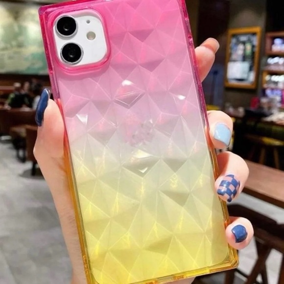 Ombré case with Rhombus texture for iPhone 11 - Picture 2 of 4